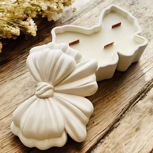 Świeca sojowa handmade Kokarda – naczynie gipsowe, zapach lawenda