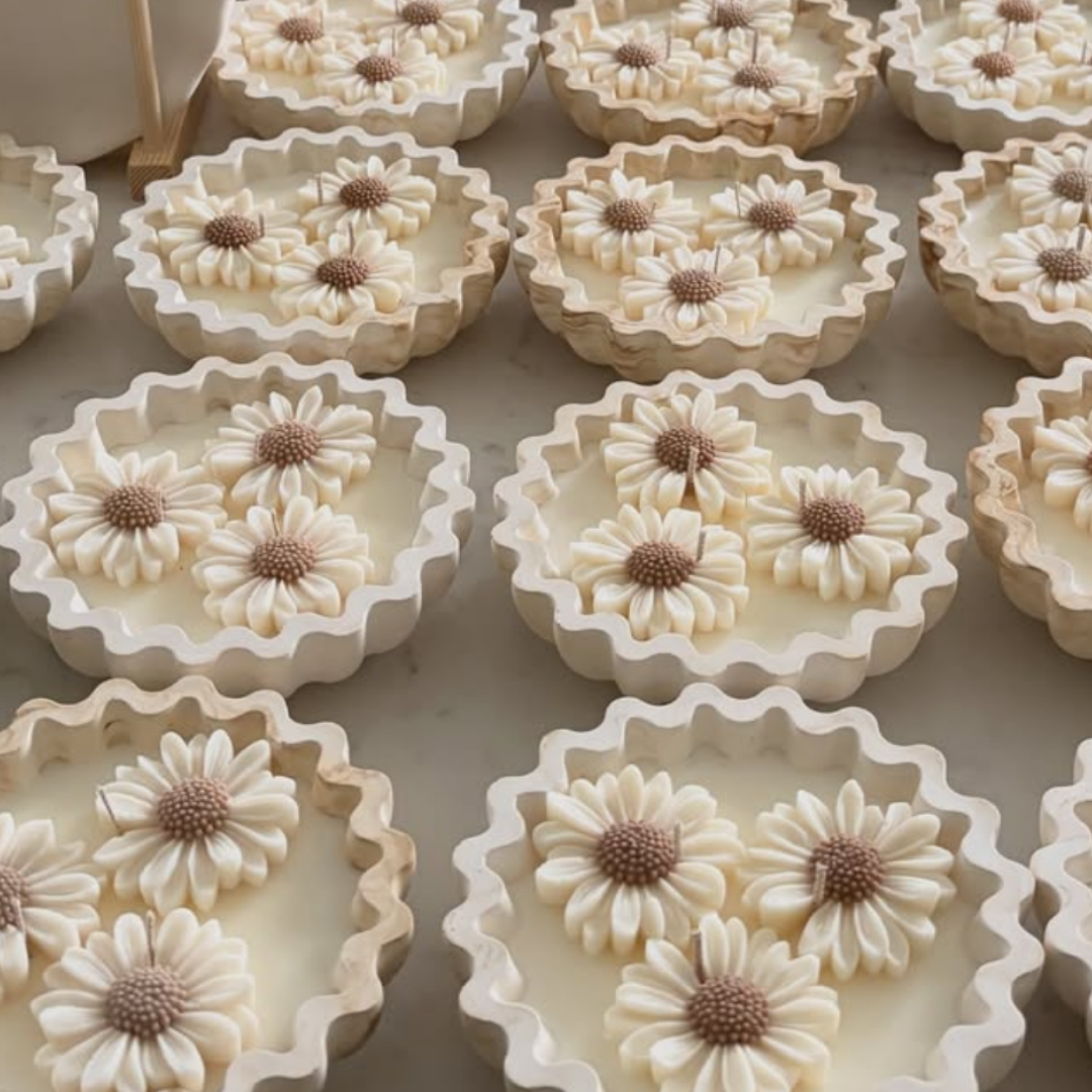 Świeca sojowa handmade Stokrotki – zapach kwiatów i trawy cytrynowej